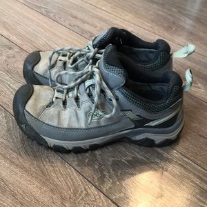 Keen hiking boots